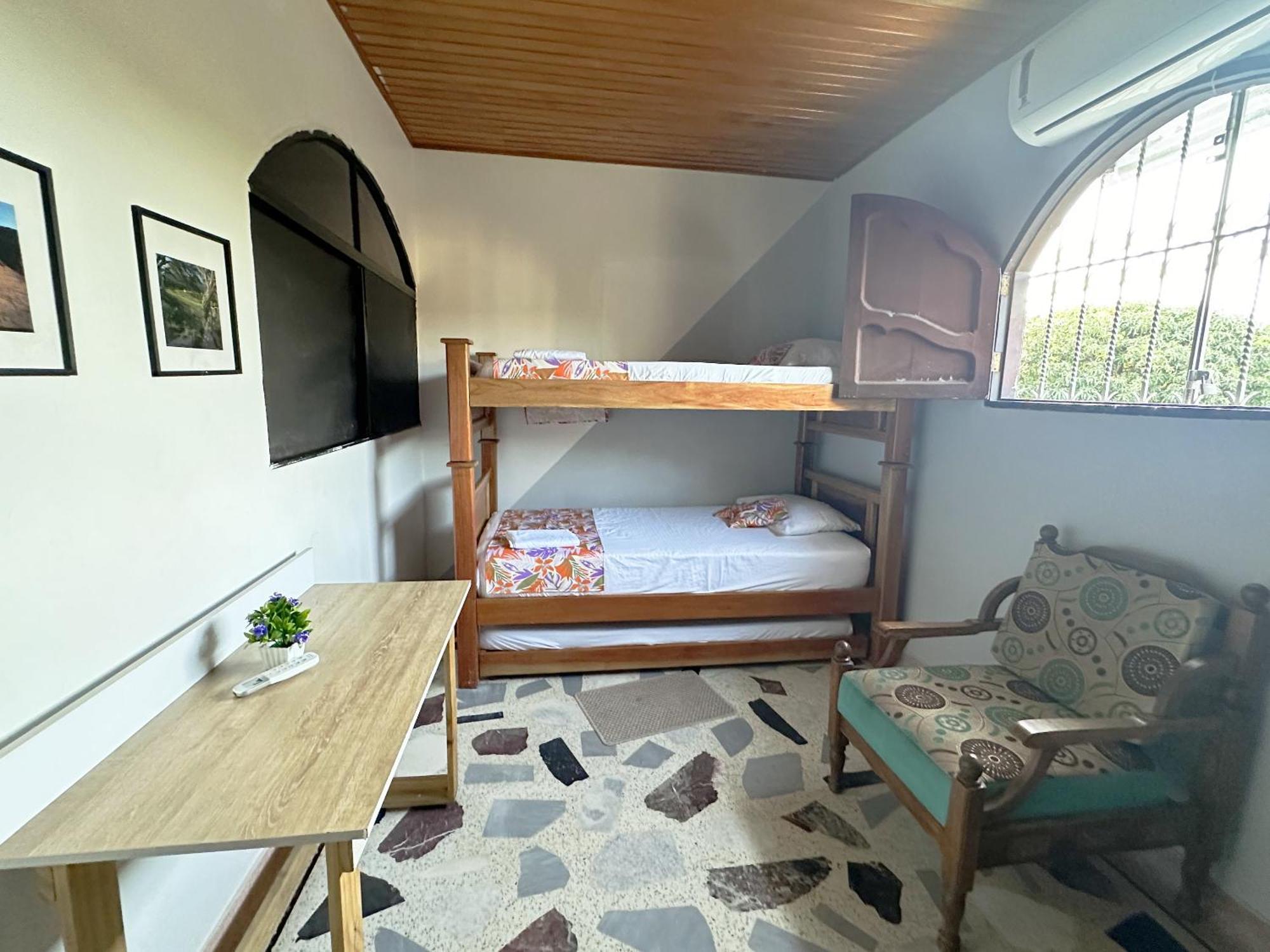 Tia Chela Hostel Santa Marta  Bagian luar foto