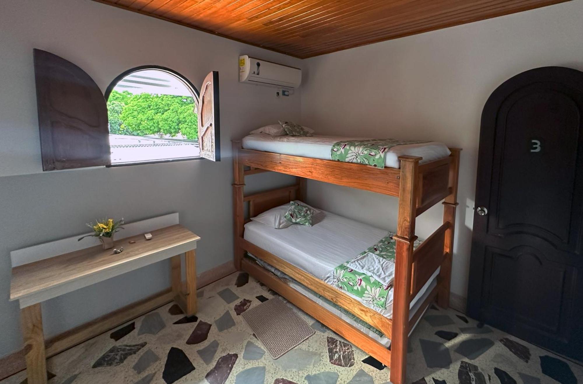 Tia Chela Hostel Santa Marta  Bagian luar foto
